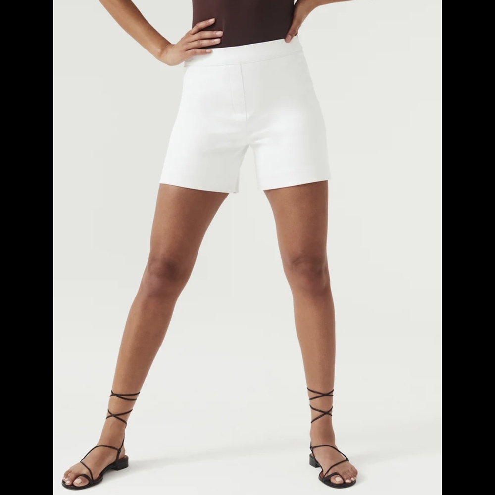 Spanx Shorts Spanx On-The-Go 6" Shorts In Classic White Size 3X NWT
